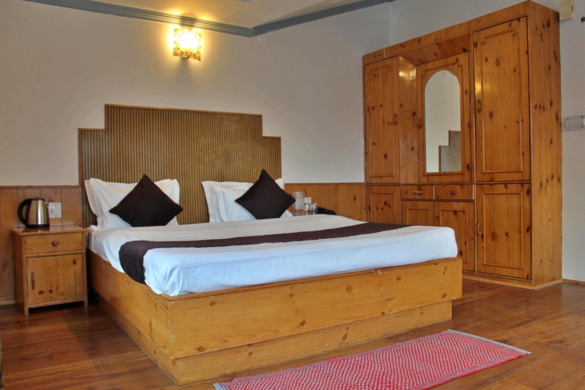Sylvan Woods Cottage Манали Экстерьер фото