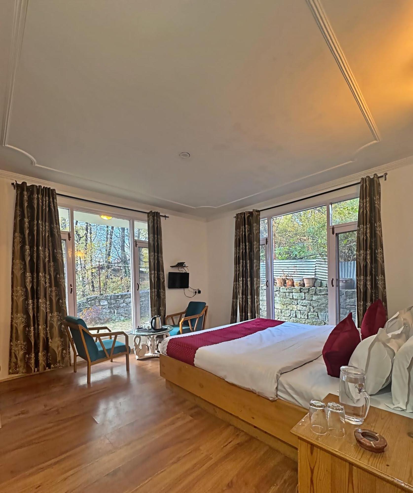 Sylvan Woods Cottage Манали Экстерьер фото
