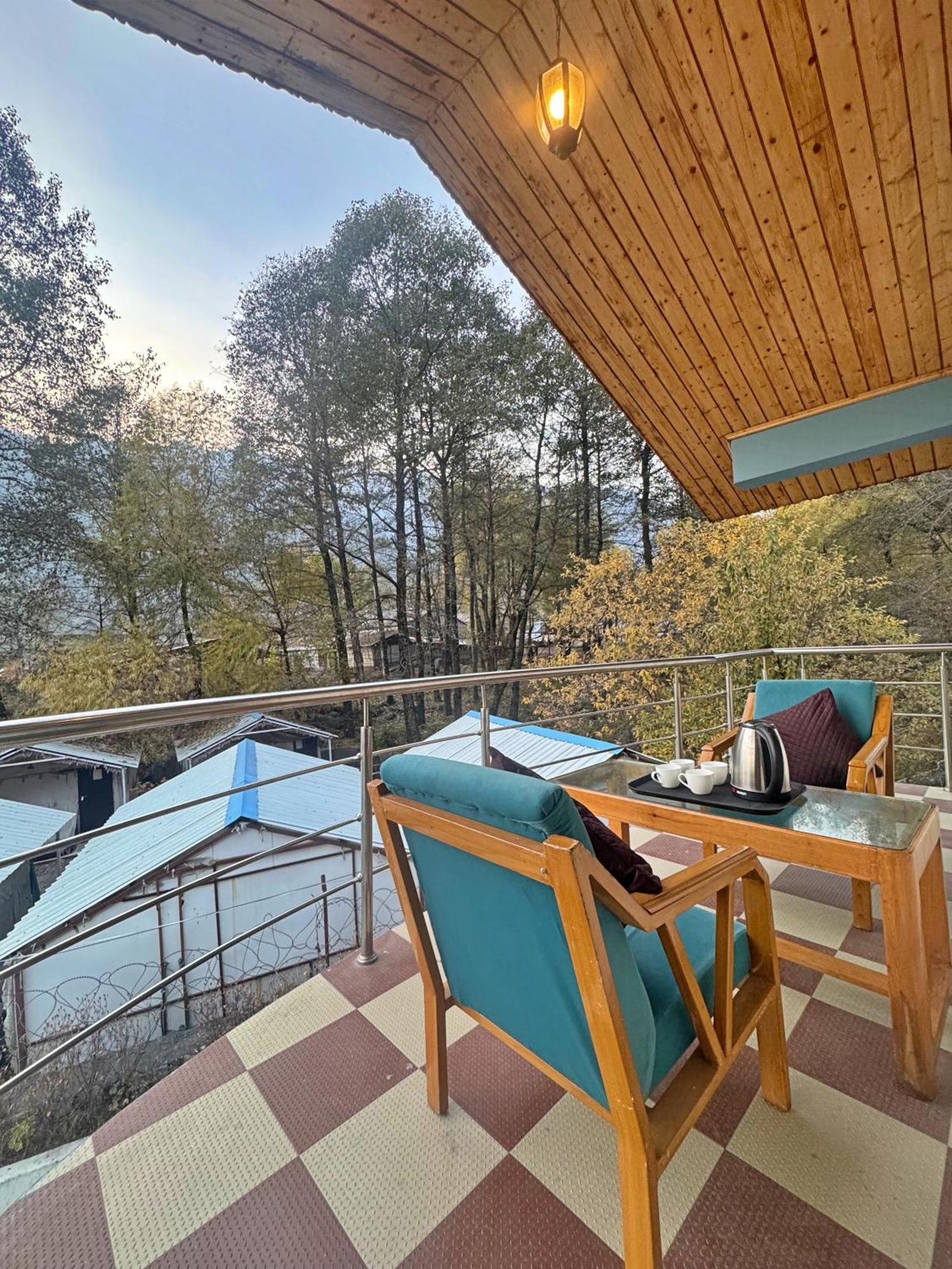 Sylvan Woods Cottage Манали Экстерьер фото